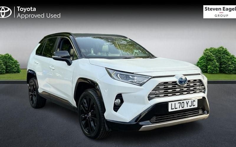 Usado Toyota RAV4 218 HP (160 kW) 2023 SUV