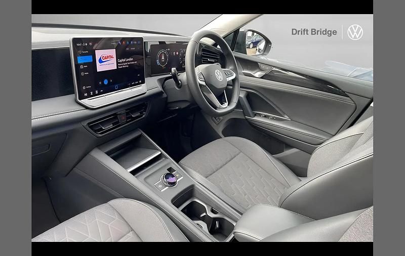 Used VW Tiguan Match 147 HP (108 kW) 2025 Grey SUV