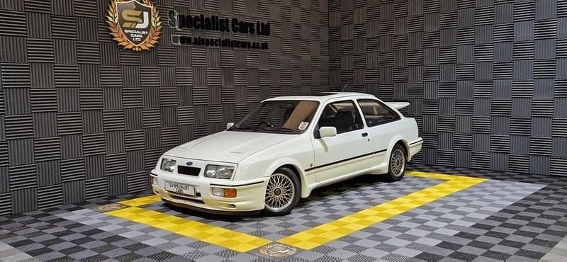 Used Ford Sierra RS 204 HP (150 kW) 1986 White Hatchback