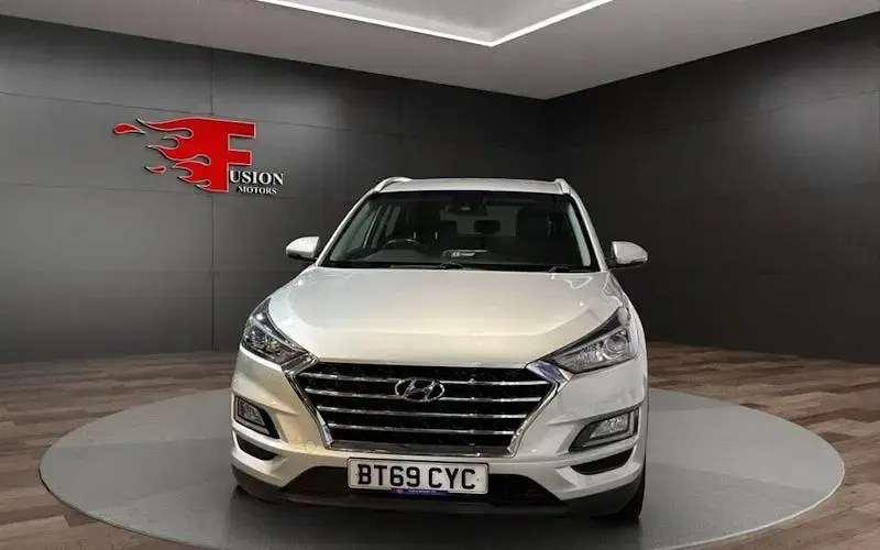 Used Hyundai Tucson SE 132 HP (97 kW) 2019 Silver SUV