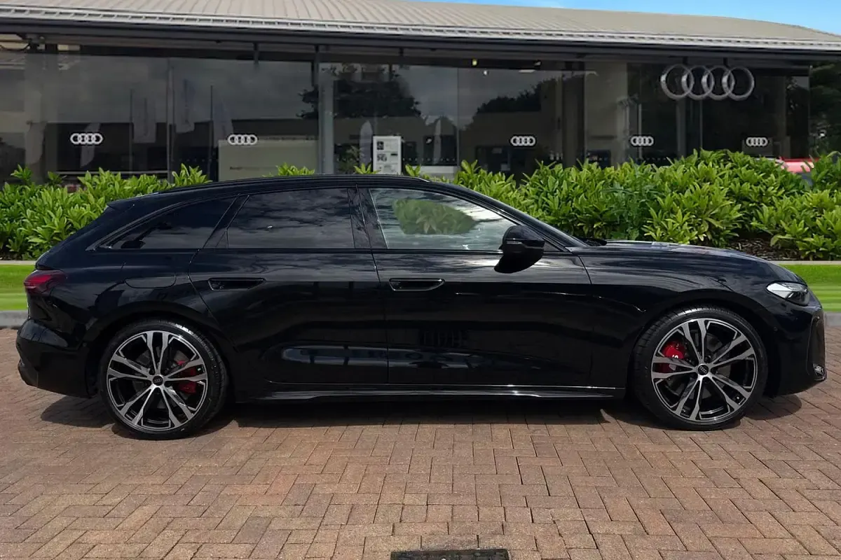 New Audi S5 Black Edition 367 HP (269 kW) 2026 Black Estate