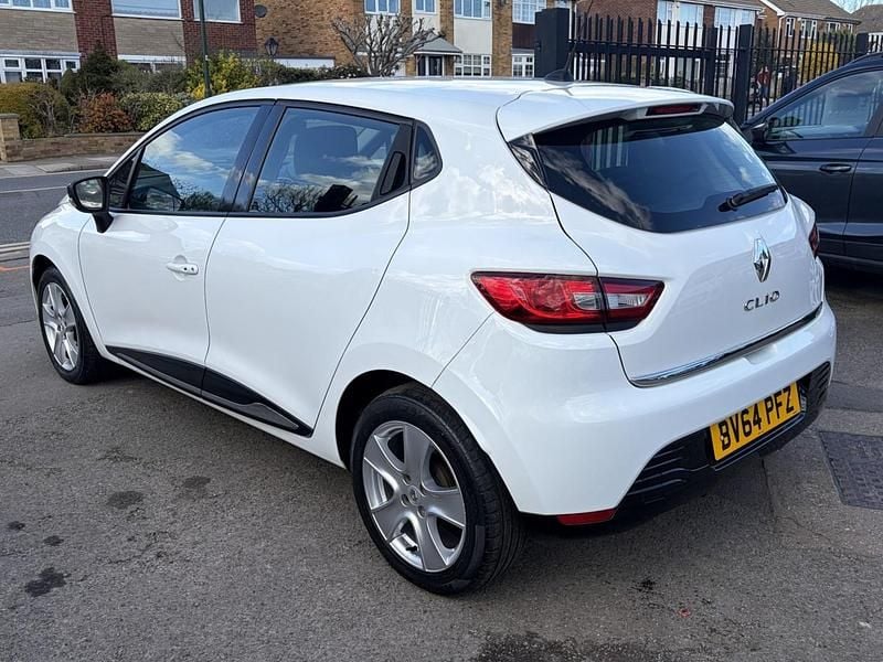 Used Renault Clio IV Dynamique 2014 White Hatchback