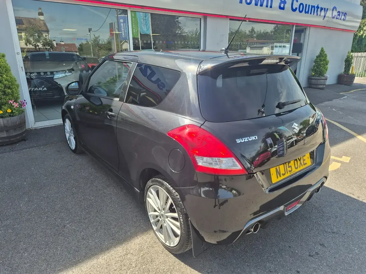 Used Suzuki Swift Sport 136 HP (100 kW) 2015 Black Hatchback