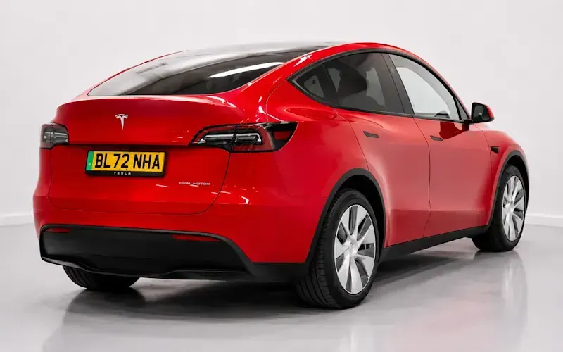 Used Tesla Model Y Long Range AWD 286 kW (389 HP) 2025 SUV