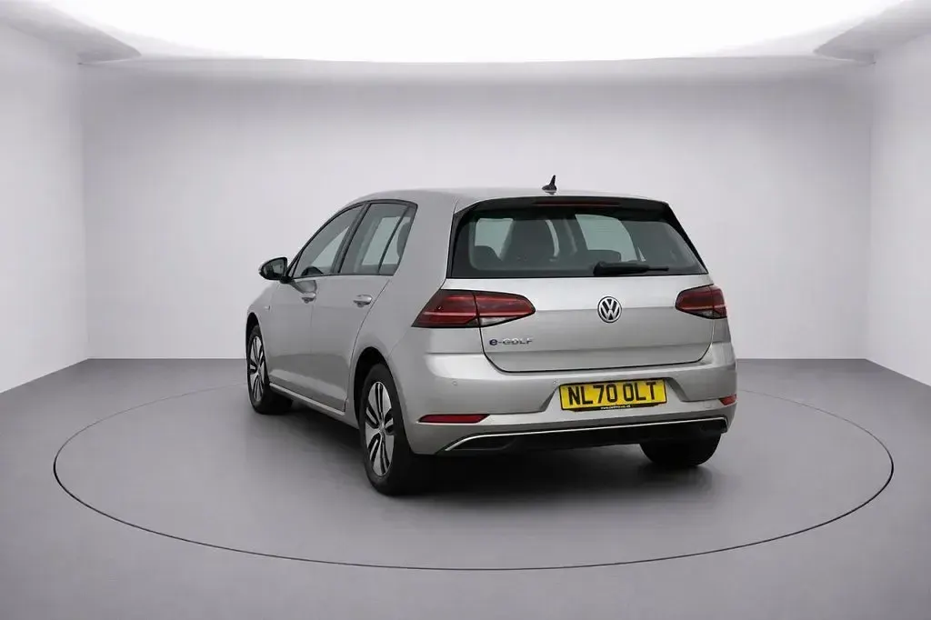 Used VW e-Golf 99 kW (135 HP) 2020 Silver Hatchback