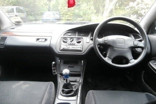 Używany Honda Accord 2001 Sedan/Limuzyna