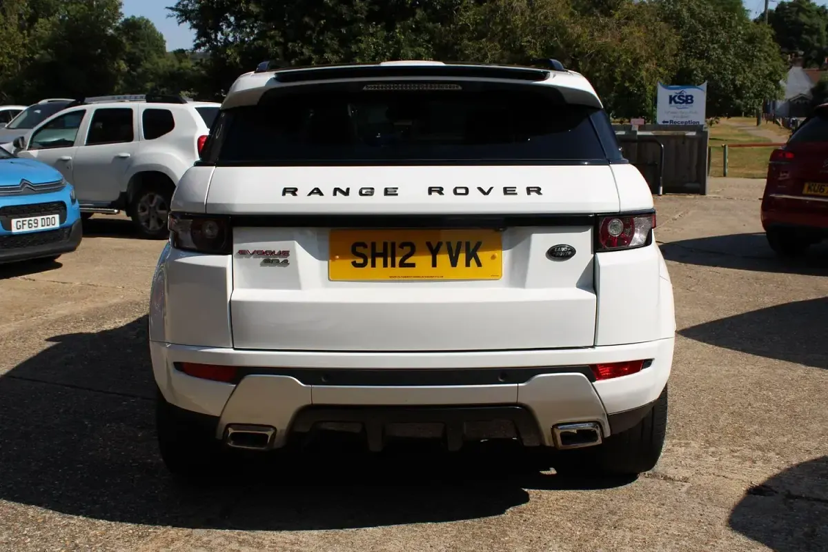 Used Land Rover Range Rover evoque Dynamic 2012 White SUV