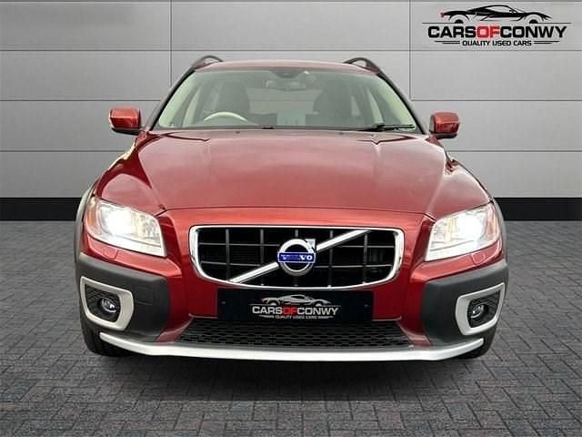 Used Volvo XC70 SE Lux 163 HP (119 kW) 2011 Red Estate