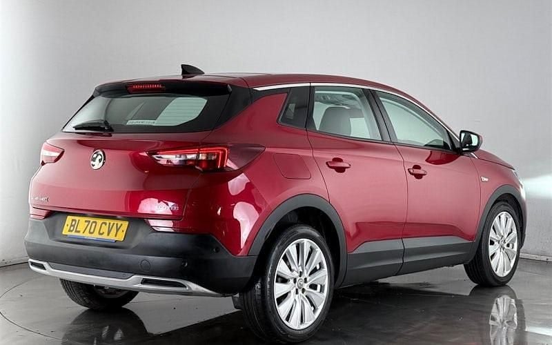 Second-hand Vauxhall Grandland X Elite 131 CP (96 kW) 2021 SUV