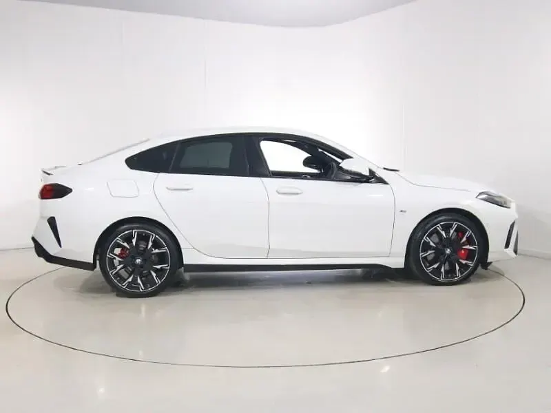 Used BMW 220 M Sport 170 HP (125 kW) 2025 White Coupe