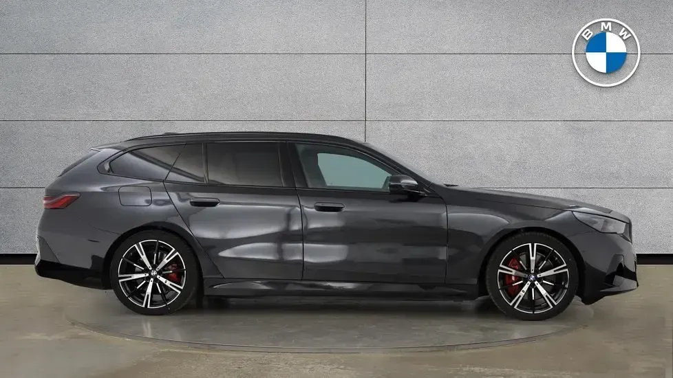 Used BMW i5 M Sport 246 kW (335 HP) 2026 Grey Estate