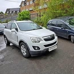 White Used 2013 Vauxhall Antara SUV | £4,295 - Image 1/3