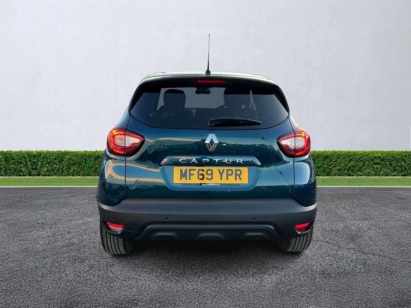 Used Renault Captur Iconic 90 HP (66 kW) 2019 Blue/black SUV