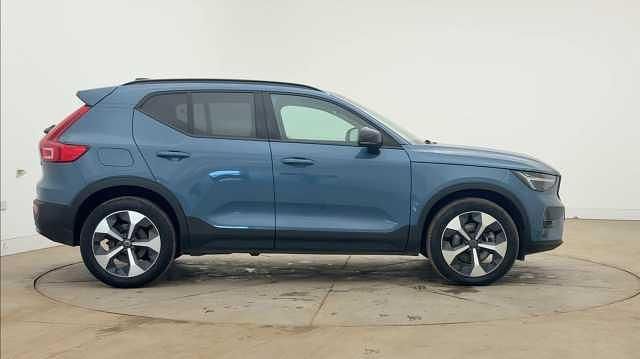 Used Volvo XC40 Ultimate 194 HP (142 kW) 2023 Blue SUV