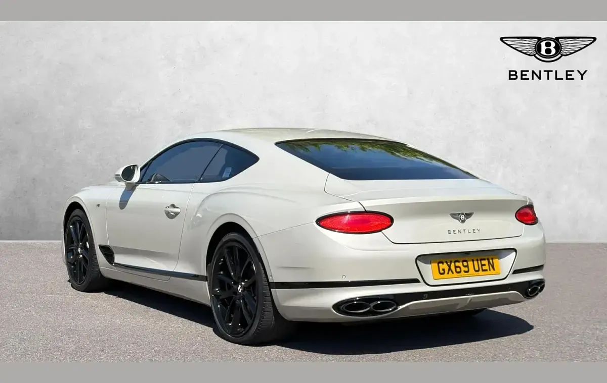 Used Bentley Continental GT 550 HP (404 kW) 2020 White Coupe