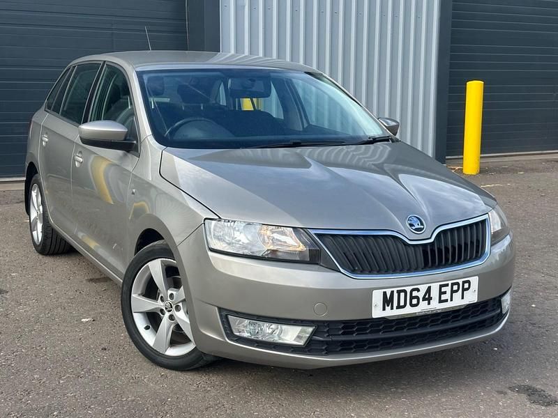 Used Skoda Rapid SE 2015 Beige Hatchback
