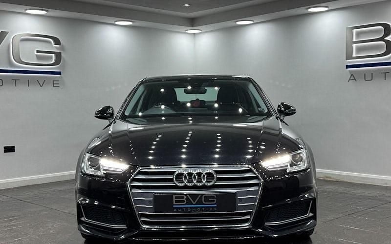 Used Audi A4 Sport 190 HP (139 kW) 2019 Black Sedan