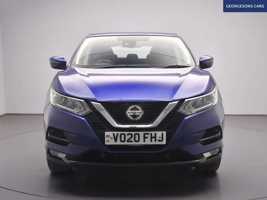 Used Nissan Qashqai Acenta Premium 140 HP (102 kW) 2020 Blue SUV