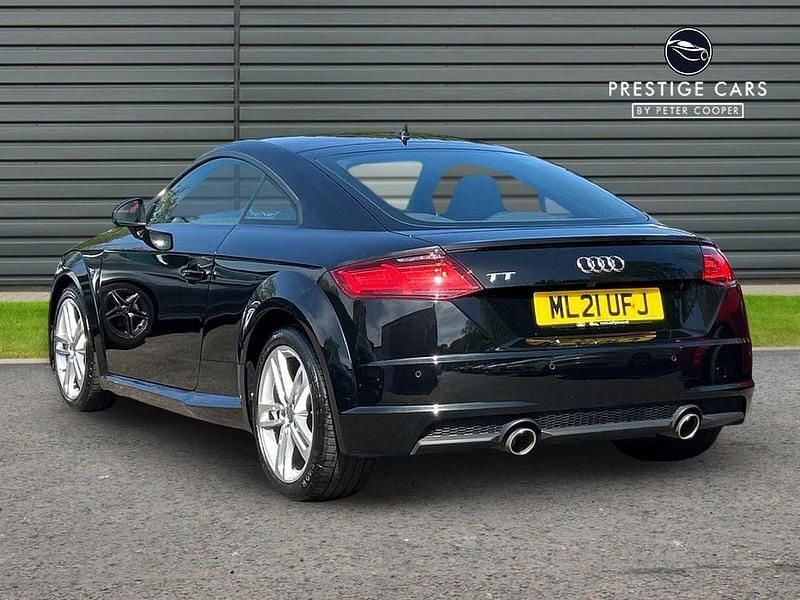 Begagnad Audi TT Sport 245 HK (180 kW) 2021 Svart Sportkupé