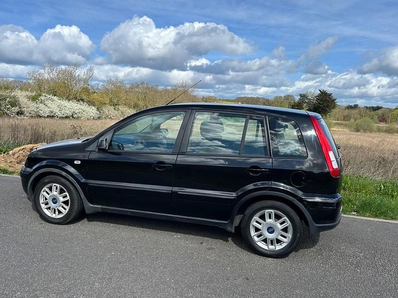 Used Ford Fusion Zetec 99 HP (72 kW) 2009 Black Hatchback