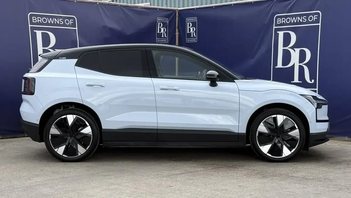 Used Volvo EX30 Ultra 200 kW (272 HP) 2024 Blue SUV