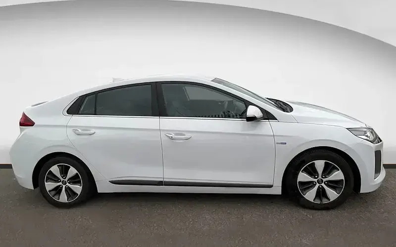 Usado Hyundai Ioniq Premium SE 141 CV (103 kW) 2019 Utilitario