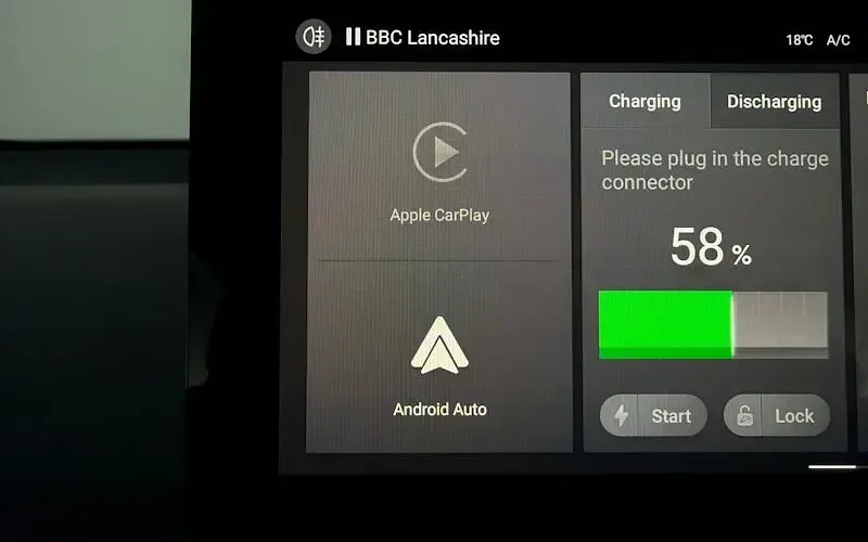 Used MG MG4 EV SE 125 kW (170 HP) 2023 Blue Hatchback