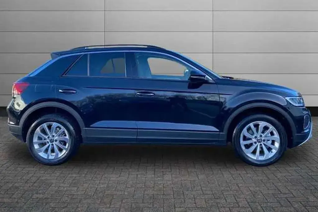 Używany VW T-Roc 150 KM (110 kW) 2025 SUV