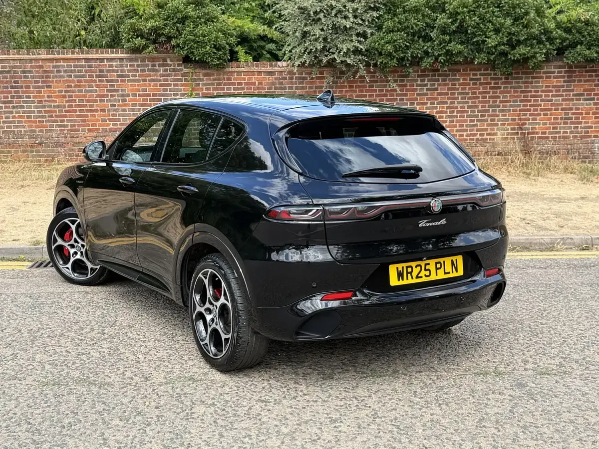 Used Alfa Romeo Tonale Veloce 2025 Black SUV