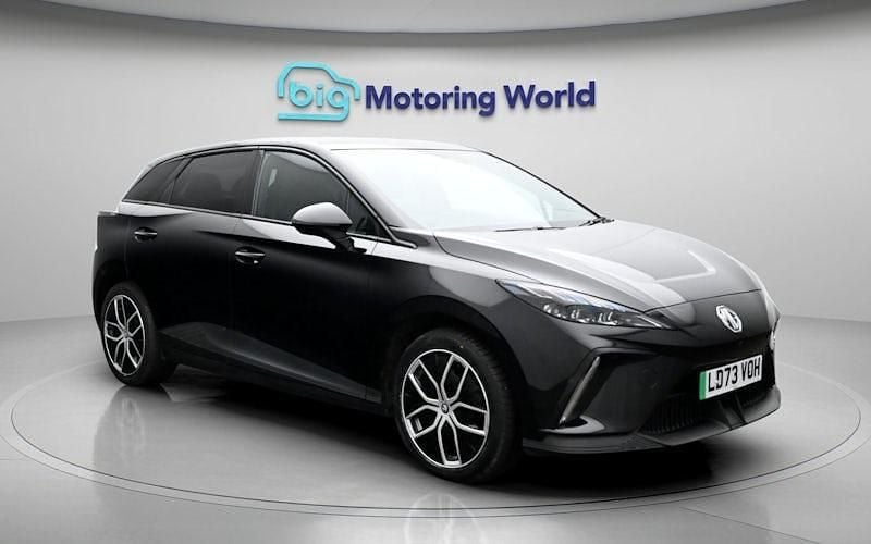 Used MG MG4 EV Trophy 150 kW (204 HP) 2025 Hatchback