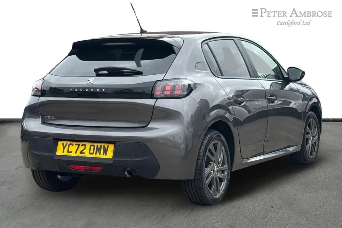 Used Peugeot 208 Active+ 74 HP (54 kW) 2022 Grey Hatchback