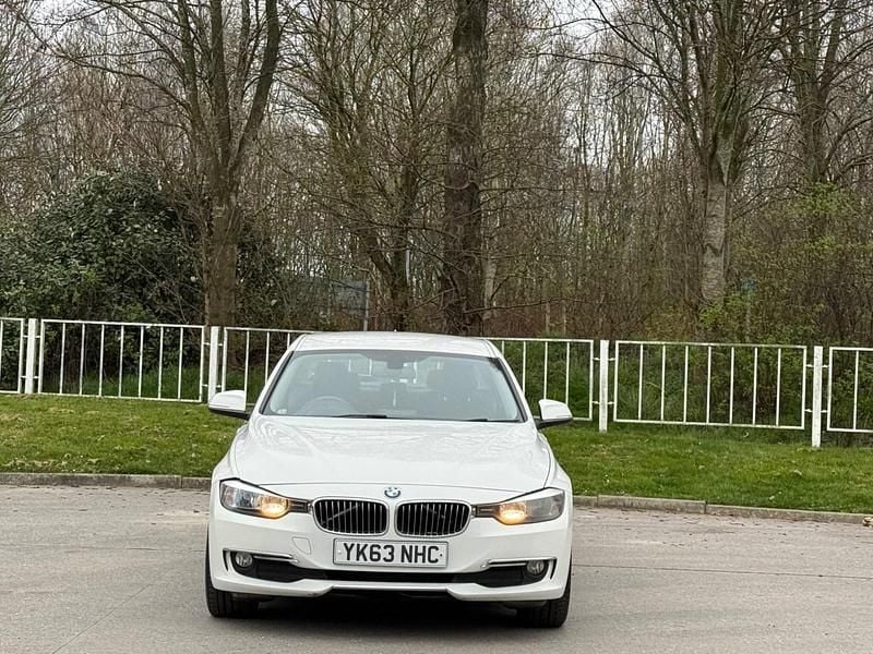 Used BMW 320 Luxury Line 2013 White Sedan