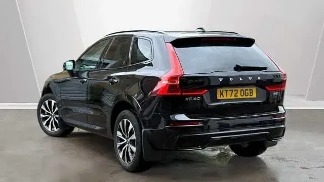 Used Volvo XC60 Plus 247 HP (181 kW) 2023 SUV