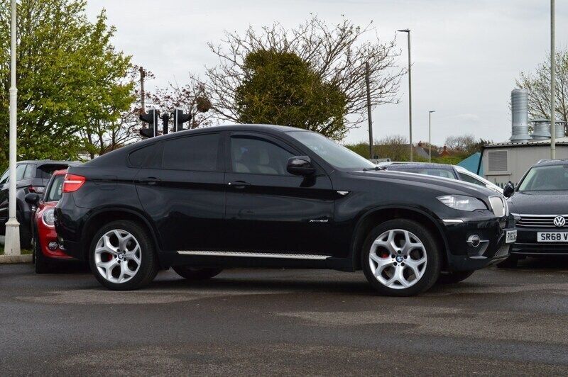 Black sapphire Used 2010 BMW X6 Performance SUV | £6,475 - Image 1/4