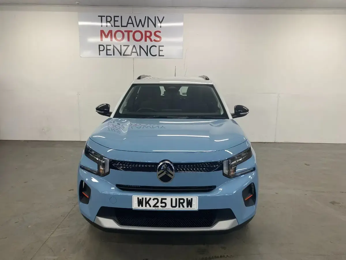 Used Citroën C3 PureTech 101 HP (74 kW) 2025 Blue SUV