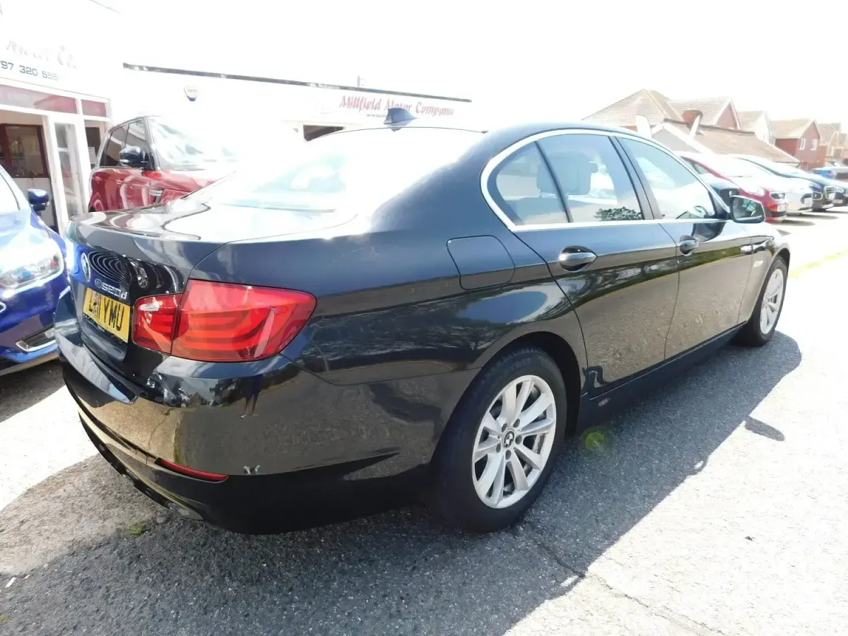 Used BMW 520 Comfort Edition 181 HP (133 kW) 2011 Black Sedan