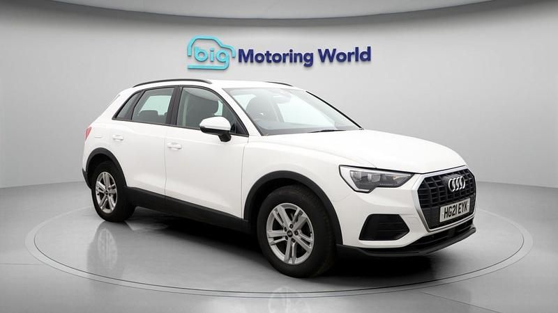White Used 2021 Audi Q3 SUV | £17,400 (Super price) - Image 1/4