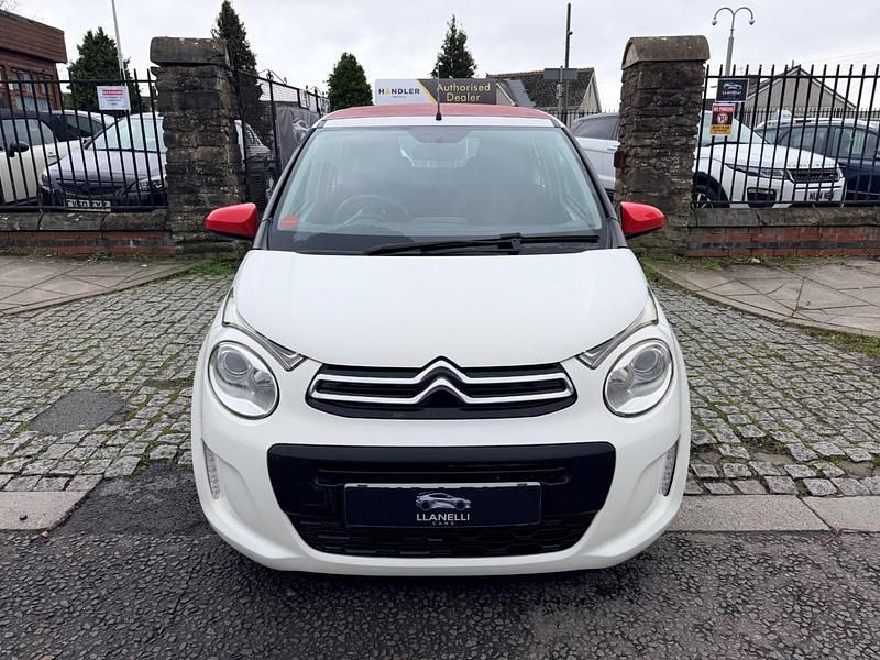 Used Citroën C1 Feel 68 HP (50 kW) 2014 White Hatchback
