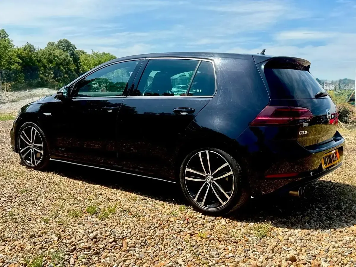 Used VW Golf VII GTD 184 HP (135 kW) 2018 Black Hatchback