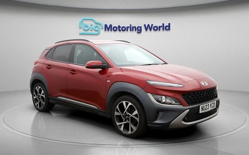 Used Hyundai Kona Premium 120 HP (88 kW) 2022 Red SUV