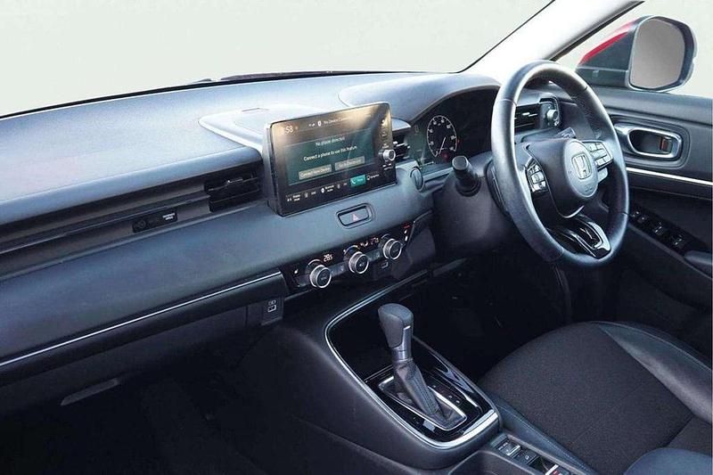 Used Honda HR-V Advance 129 HP (94 kW) 2023 Red SUV