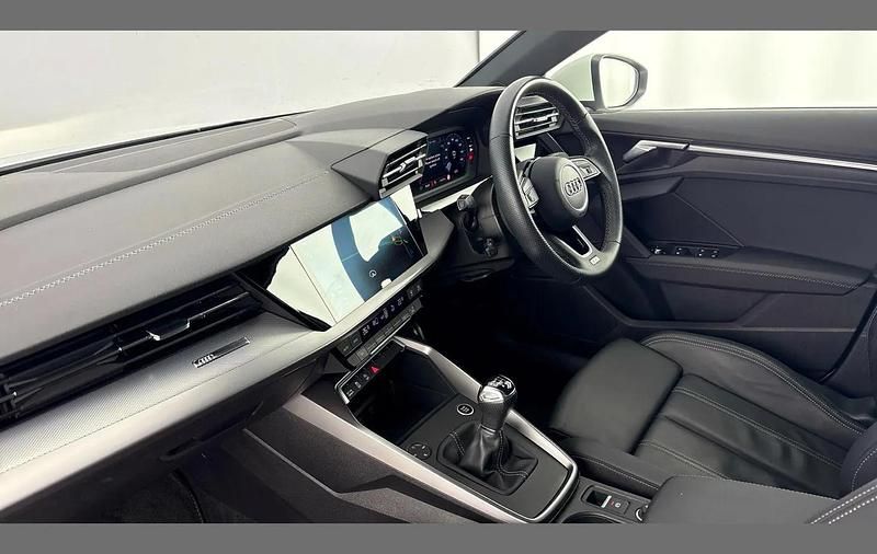 Used Audi A3 S-Line 108 HP (79 kW) 2024 White Hatchback