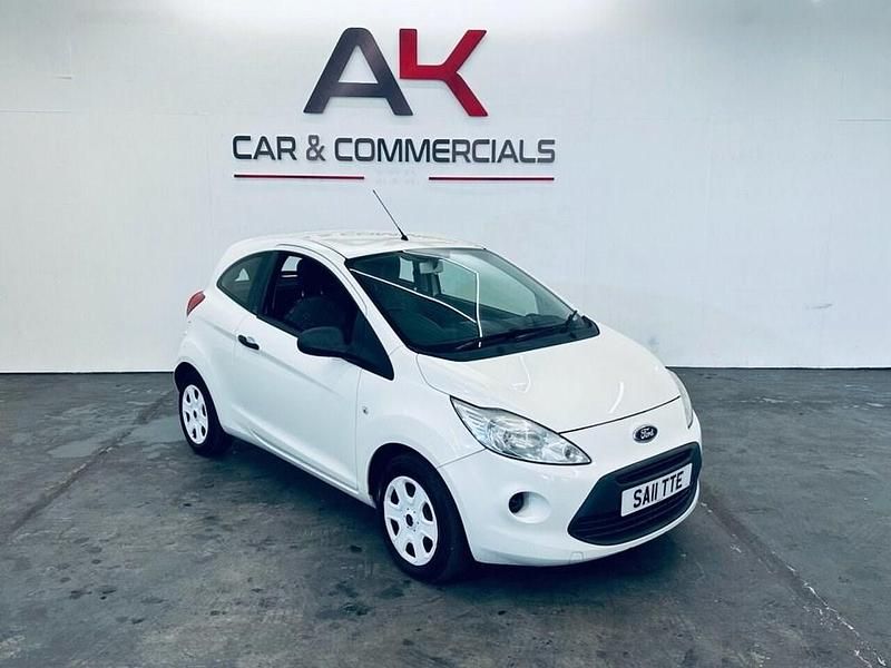 Used Ford Ka Studio 69 HP (50 kW) 2011 White Hatchback