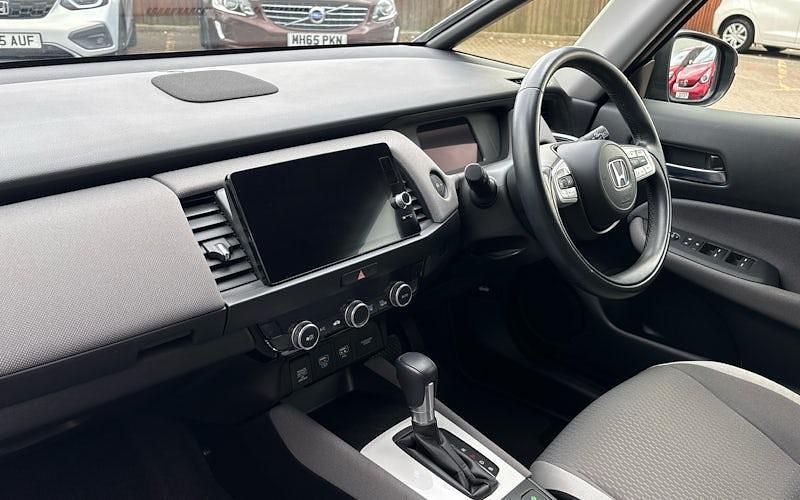 Używany Honda Jazz Hybrid 109 KM (80 kW) 2023 Szary Hatchback