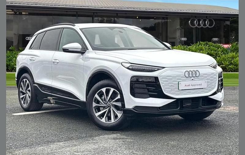 Used Audi Q6 e-tron Sport 225 kW (306 HP) 2024 White SUV