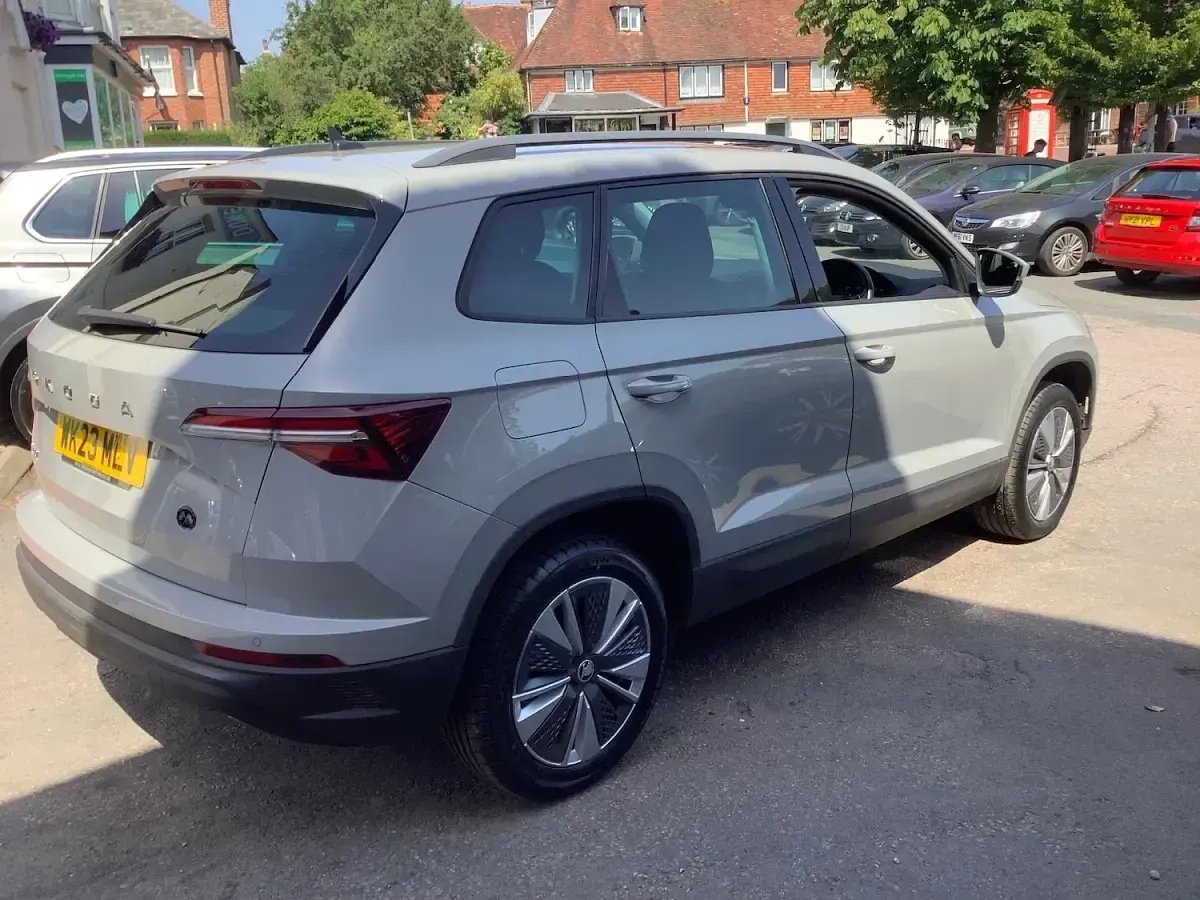 Used Skoda Karoq SE Drive 2023 Grey SUV