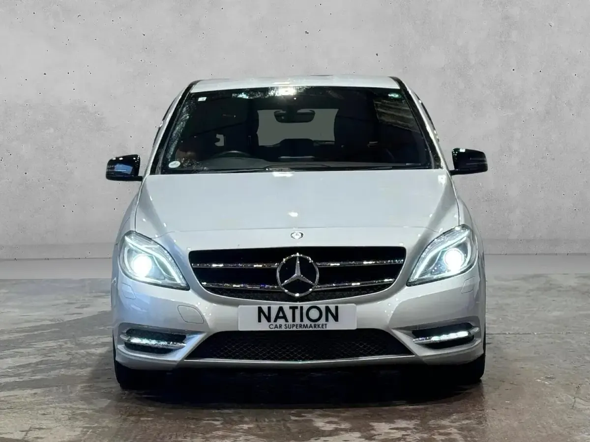 Used Mercedes B180 Premium 2014 Silver Hatchback