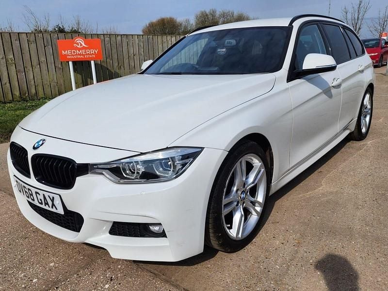Used BMW 320 M Sport 2018 White Estate