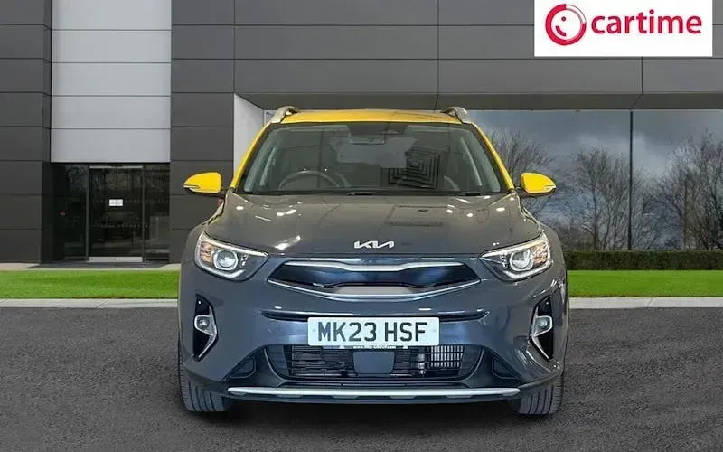 Used Kia Stonic 101 HP (74 kW) 2023 Grey SUV