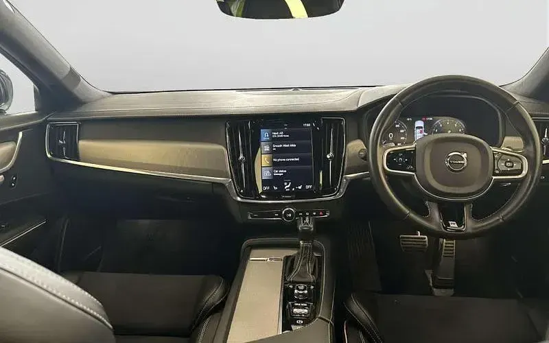 Usado Volvo V90 R-Design 190 CV (139 kW) 2020 Plateado Familiar